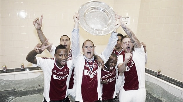 El Ajax golea y consigue la Eredivisie