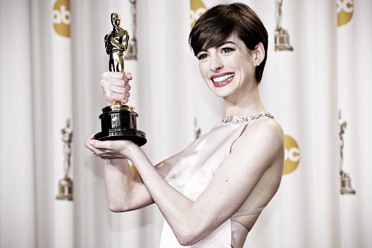 Anne Hathaway navegará a la deriva en 'The Lifeboat'