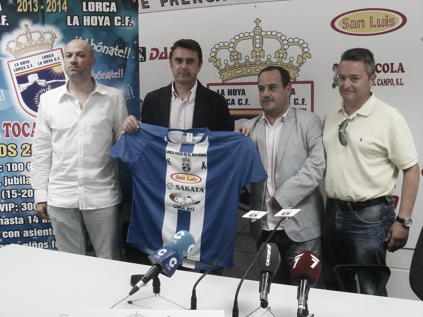 José Miguel Campos es presentado como entrenador de La Hoya Lorca