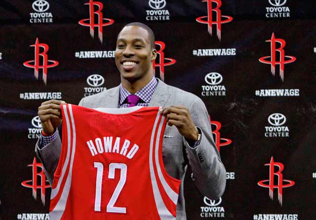NBA: Dwight Howard llega a Houston; Pierce y Garnett de Boston a Brooklyn