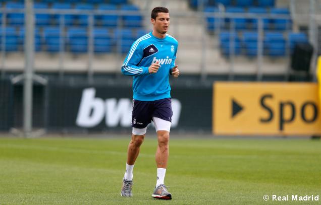 Cristiano Ronaldo se retira del entrenamiento previo al derbi