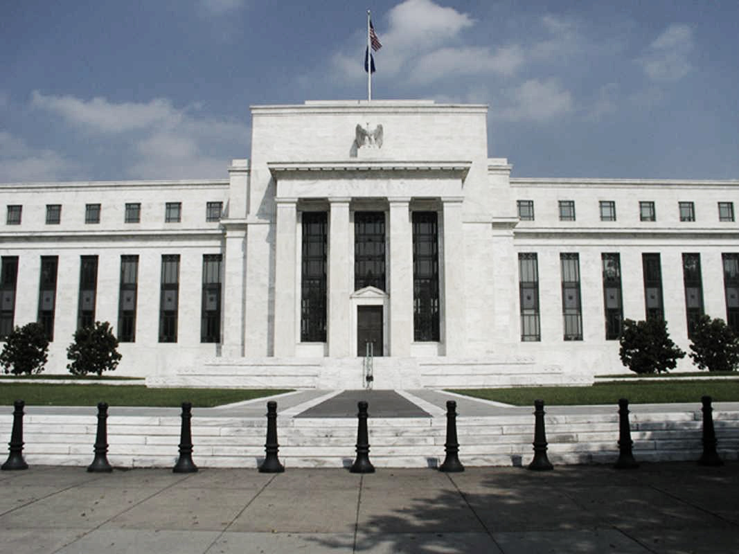 La Reserva Federal mantiene las compras de bonos y activos