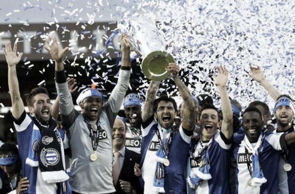Lucho González y Otamendi campeones con el Porto Lucho González y Otamendi campeones con el Porto