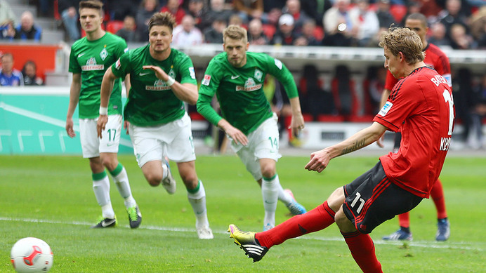 Un solitario gol de Kiessling hunde más al Bremen