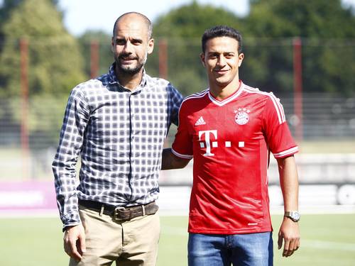 Thiago Alcântara é apresentado oficialmente pelo Bayern de Munique Thiago Alcântara é apresentado oficialmente pelo Bayern de Munique
