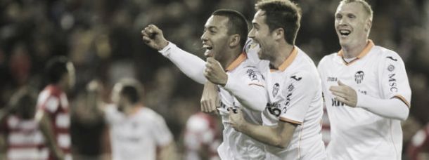 Jovem zagueiro português dá a vitória ao Valencia no final da partida