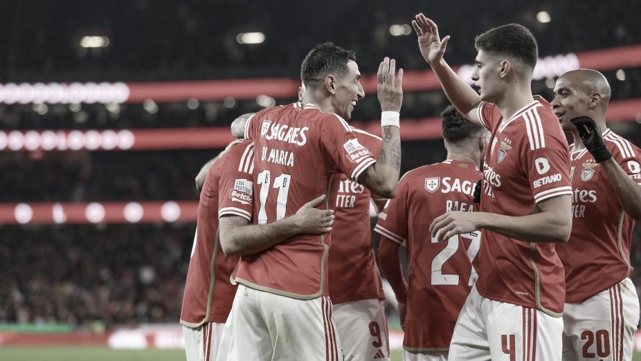 Benfica busca vitória fora de casa para assumir a ponta da Primeira Liga 