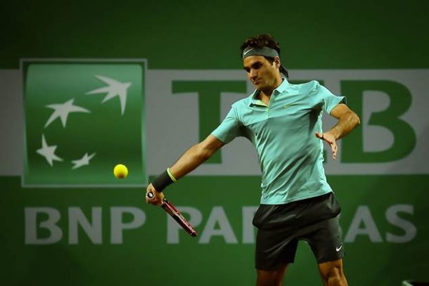 Federer Battles Through to Semifinal in Istanbul