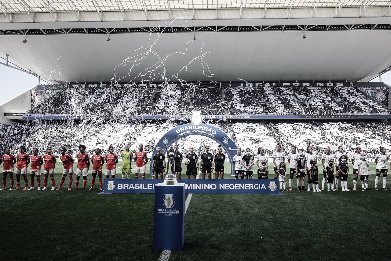 Pelo Brasileirão, Corinthians recebe Internacional na Neo Química Arena