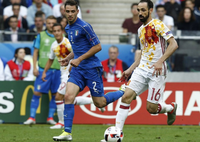 Juanfran es titular en la eliminación de España de la Eurocopa