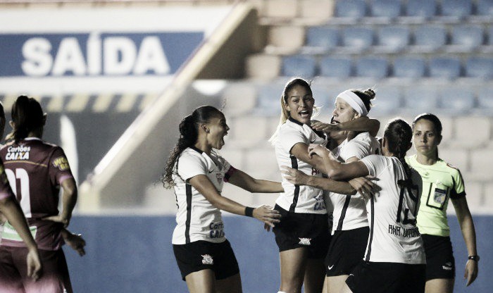 Corinthians goleia Ferroviária e avança à semifinal do Brasileirão Feminino
