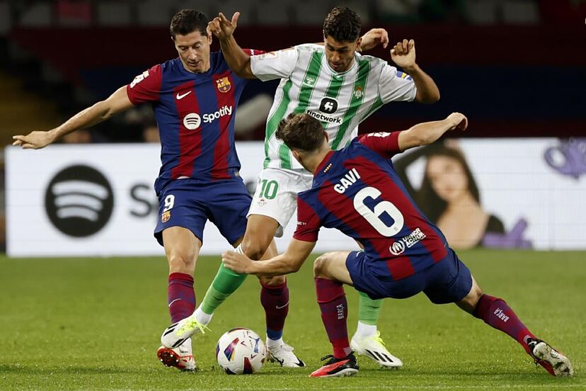 Goals and Summary of Real Betis 2-4 Barcelona in LaLiga 2024