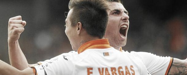 Valencia goleia lanterna no Mestalla e se reencontra na competição