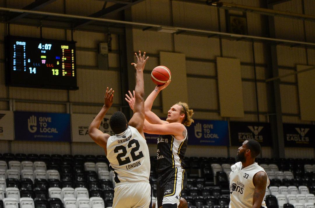 British Basketball League: Cheshire Phoenix and Newcastle Eagles shine in front of the Sky Sports cameras