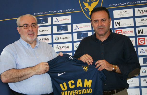 José María Salmerón, nuevo técnico del UCAM Murcia CF