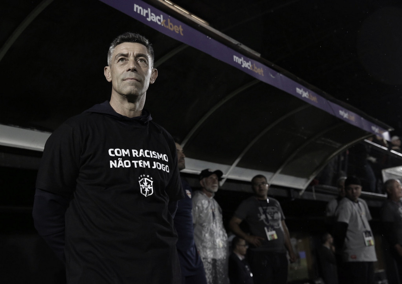 Caixinha elogia equipe após vitória sob Santos: "Satisfeito com a intensidade dos jogadores"