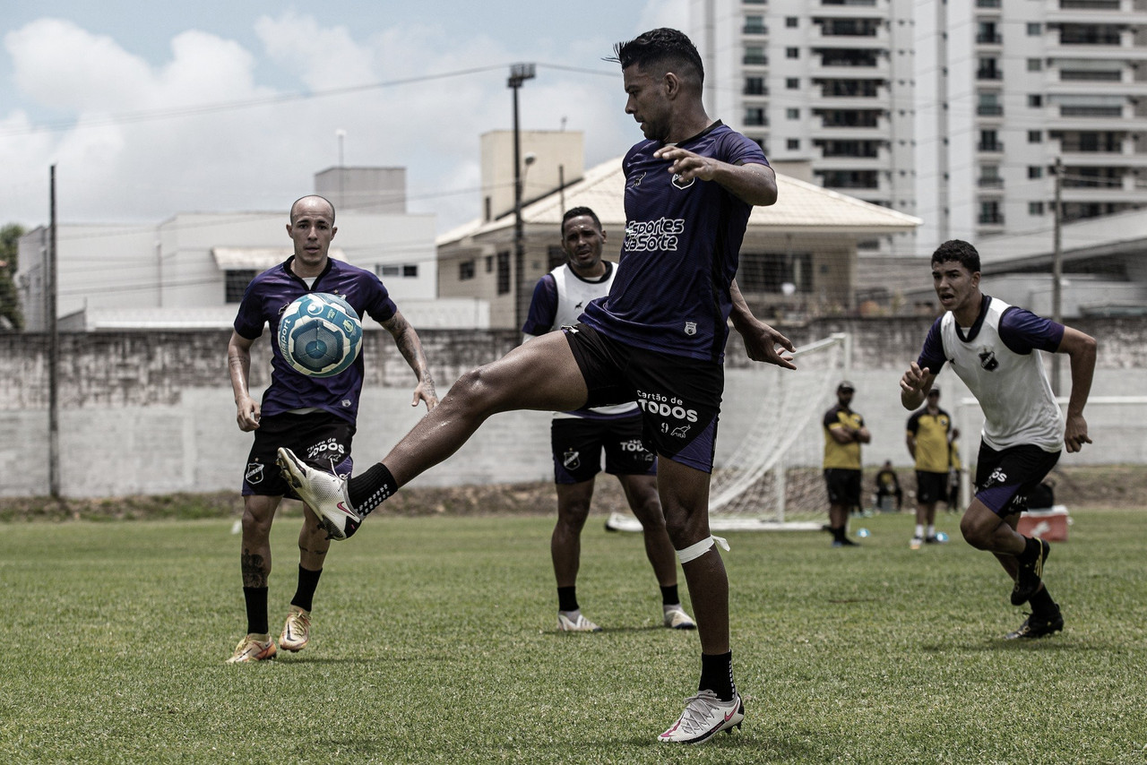 ABC busca empate com o Avaí, mas stá rebaixado na Série B