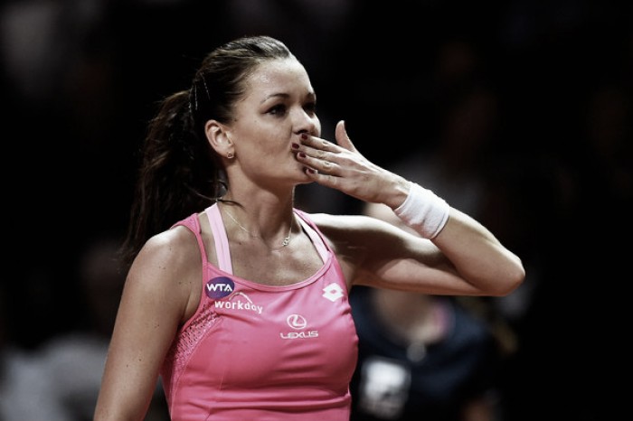 WTA Stuttgart: Agnieszka Radwanska outlasts Andrea Petkovic after three noncompetitive sets