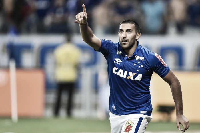 Huracán cobra Cruzeiro por segunda parcela de Ábila e ameaça recorrer à Fifa