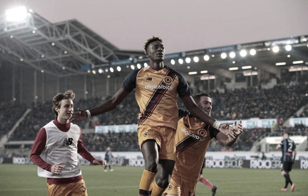 Com dois gols de Tammy Abraham, Roma goleia Atalanta fora de casa 