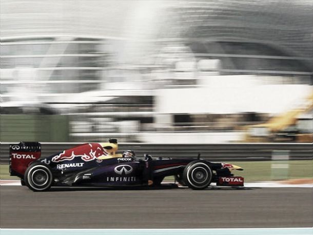 Vettel continúa al mando en los Libres 3
