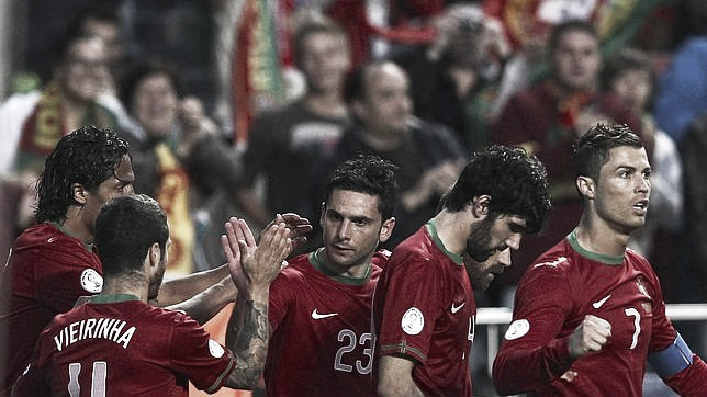 Portugal alcanza el liderato del grupo al vencer a Rusia