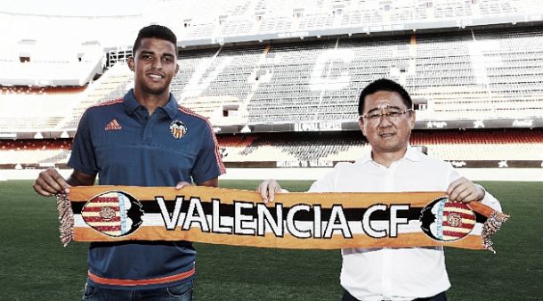 Negócio fechado: Valência contrata Aderlan Santos ao SC Braga