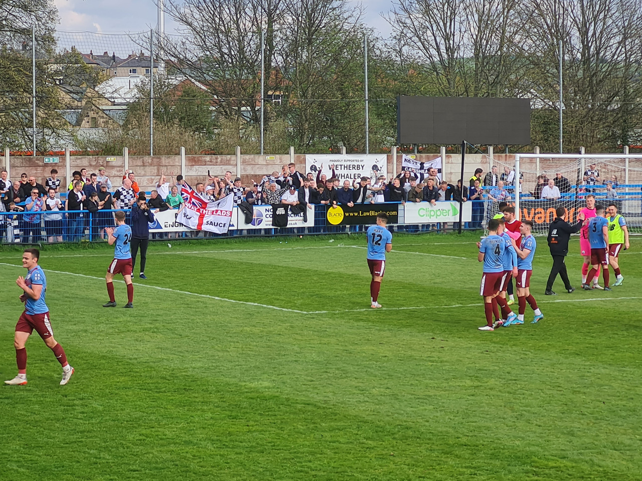 Guiseley AFC 0-6 Gateshead FC: Dominant Heed return to the top after wounding The Lions