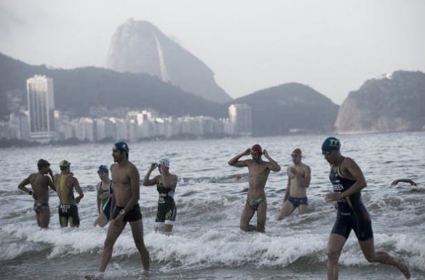 Triatletas en Río 2016 competirán en aguas "no aptas"