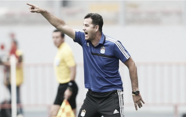 Daniel Ahmed: "Sporting Cristal será campeón en Arequipa" Daniel Ahmed: "Sporting Cristal será campeón en Arequipa"