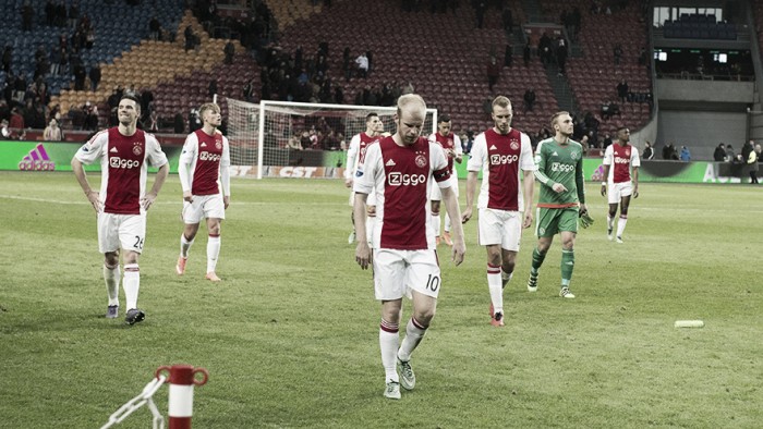 El Ajax tropieza y se queda sin el liderato