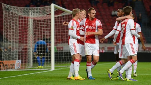 Ajax 4-1 ASWH: cómoda victoria en un partido sin lucidez
