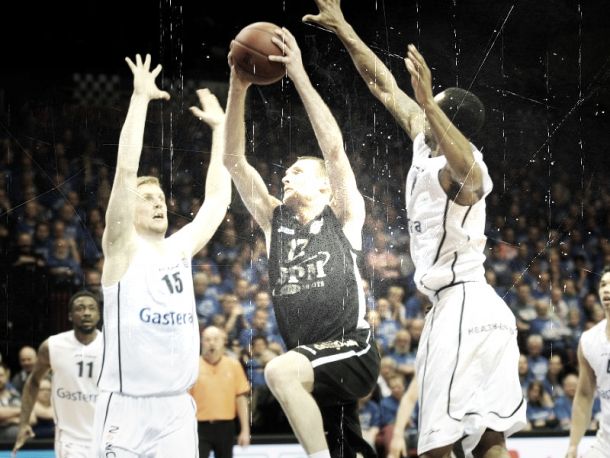 Eurochallenge: Akerboom condanna Brindisi sulla sirena, Den Bosch trionfa 71-69