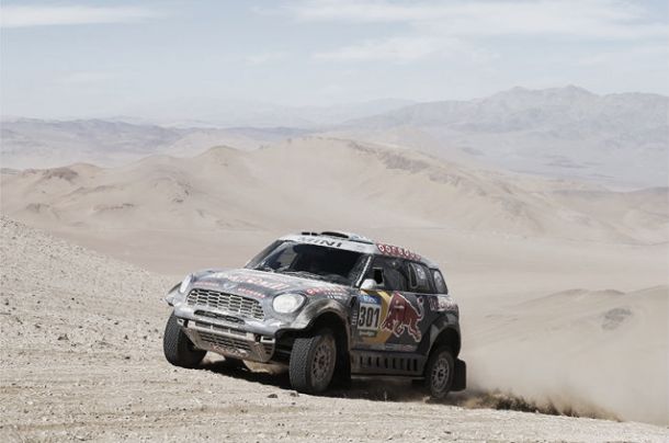 Dakar 2015, Al-Attiyah e Nikolaev si aggiudicano la quarta tappa