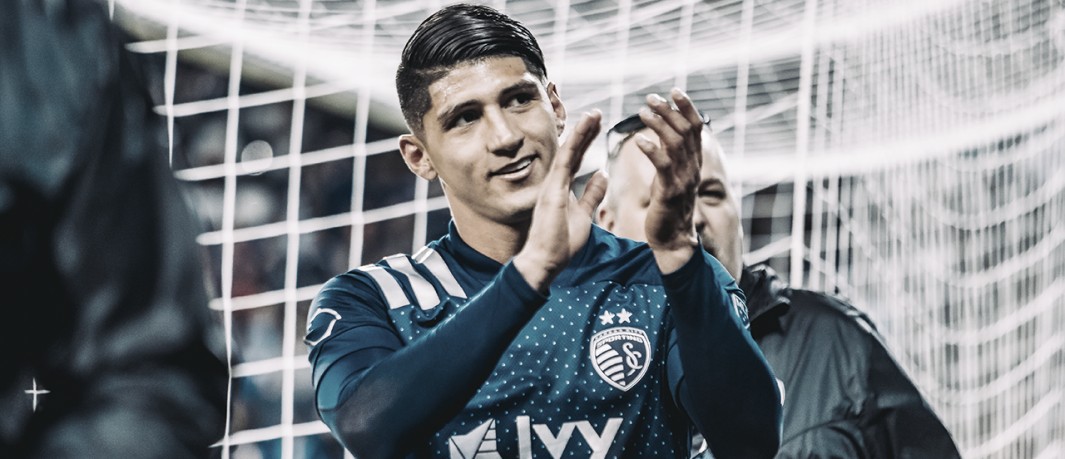 USA on the soccer field #10 - Exclusive: Alan Pulido comments on the difference between MLS and Mexican soccer