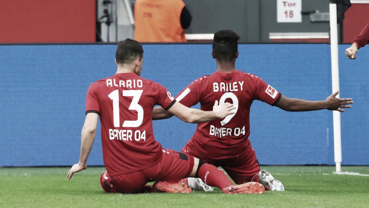 En Leverkusen no extrañan los goles de “Chicharito”