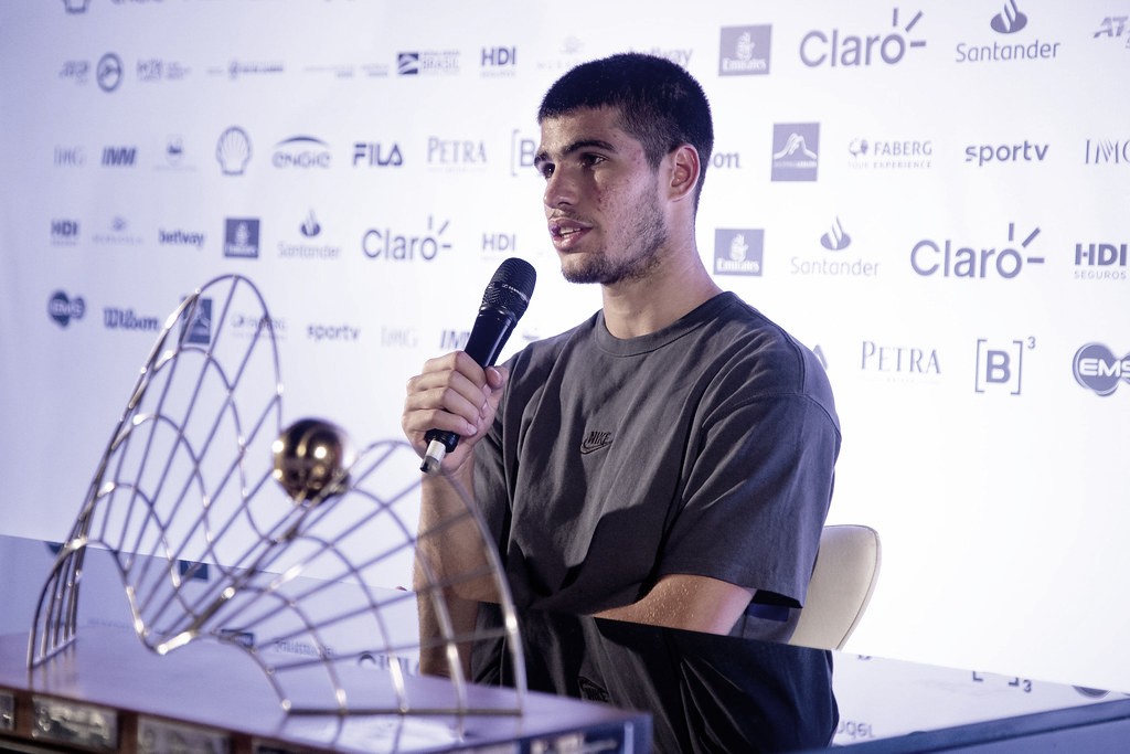 Campeão no Rio Open, Alcaraz tem grandes ambições: "Sou um menino que sonha alto"