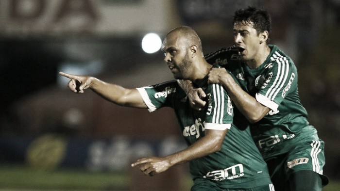 Com gols de Dudu e Alecsandro, Palmeiras bate Botafogo-SP e começa Paulista com vitória