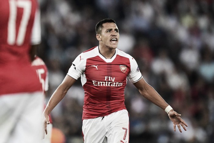 Paris Saint-Germain 1-1 Arsenal: Alexis gifts the Gunners a point late on in Paris