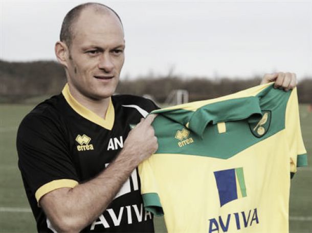 Alex Neil renueva su contrato con el Norwich City