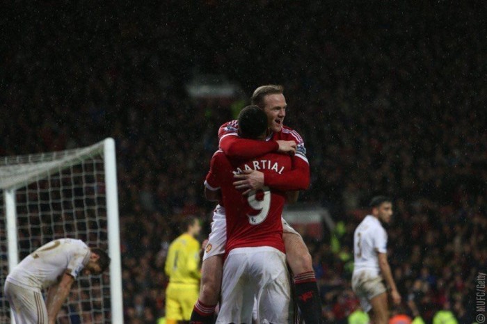 Martial e Rooney illuminano Old Trafford: 2-1 allo Swansea