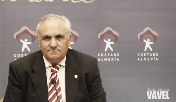 Alfonso García, con la delegación de la selección española de fútbol