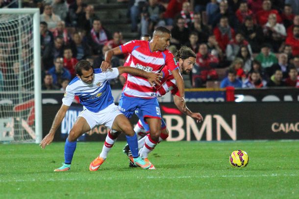 El Arabi ya es el sexto máximo goleador del Granada en Primera
