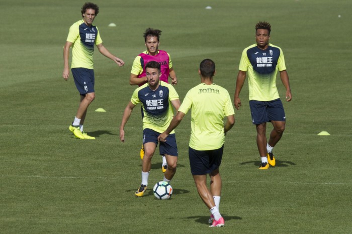Cuatro entrenamientos del Granada CF antes de visitar al Valladolid