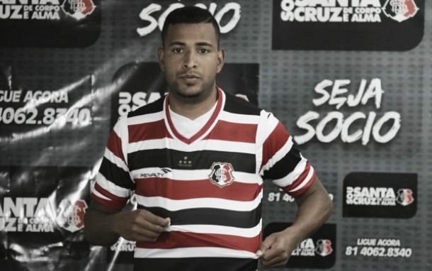 Martelotte garante lateral-esquerda como única dúvida para jogo contra Bahia Martelotte garante lateral-esquerda como única dúvida para jogo contra Bahia