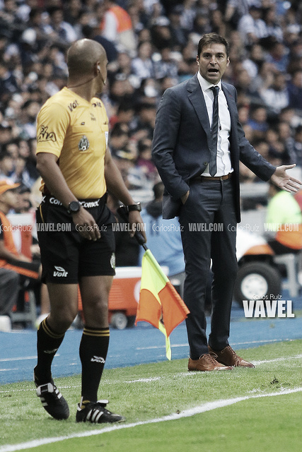 Diego Alonso aduló estilo de juego de Lobos BUAP Diego Alonso aduló estilo de juego de Lobos BUAP