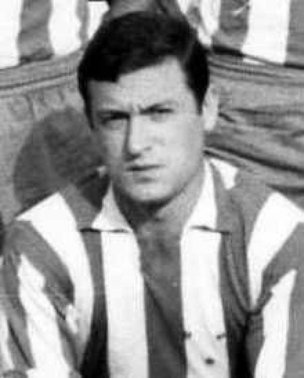 El Málaga llora la muerte de Robles, centrocampista blanquiazul durante los 60