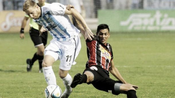 Atlético Tucumán 2- Chacarita 1: afuera le va mal