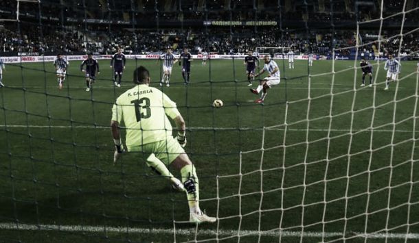 Un Málaga negado cae ante un Espanyol muy eficaz