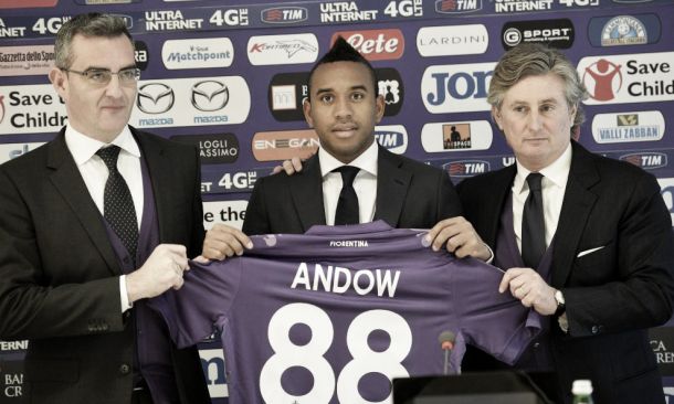 Apresentado pela Fiorentina, Anderson critica boatos sobre sexualidade